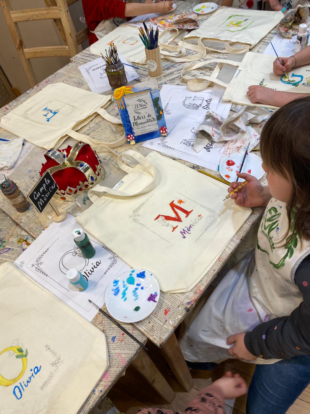 pintar una tote bag